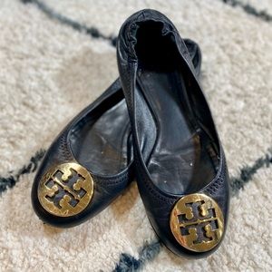 Tory Burch Women’s “Minnie Travel” Ballet Flat in “Perfect Black” with Gold T